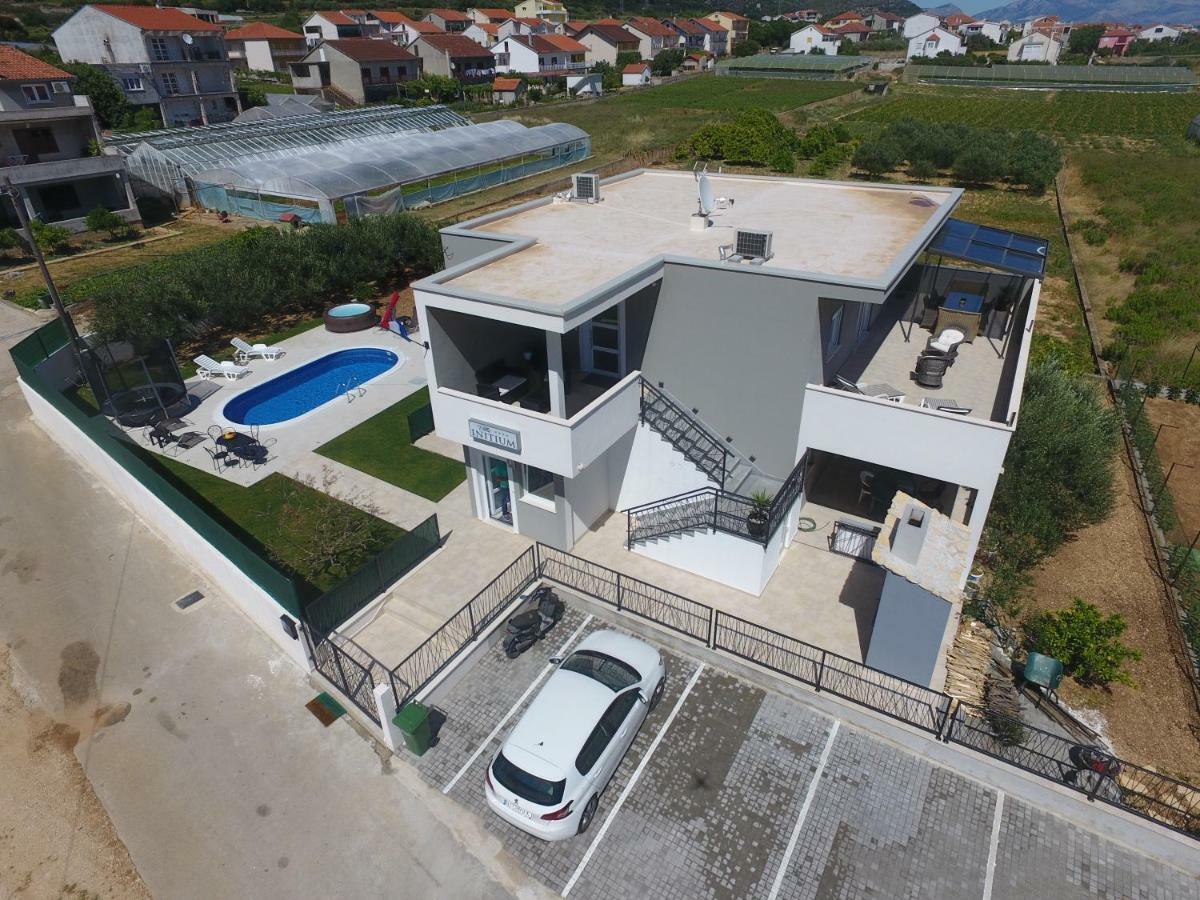 Villa Initium,Heated Pool All Season Trogir Exteriör bild